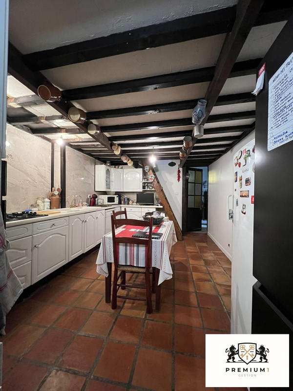 Maison - 161 m² - 6 pièces