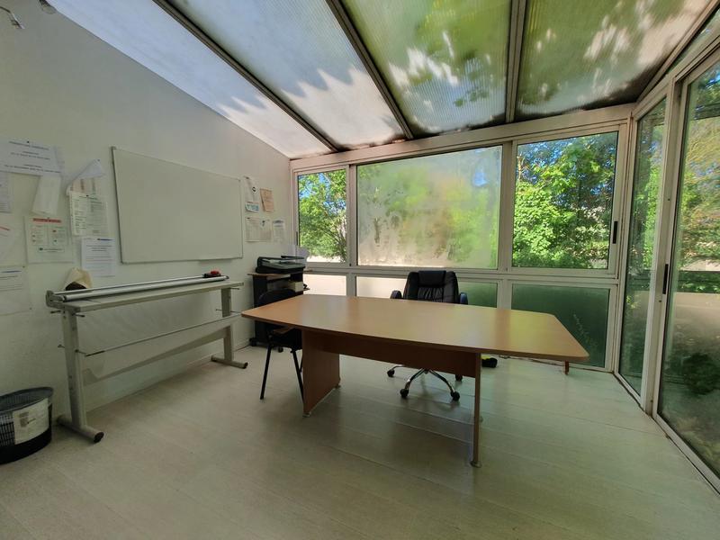 Local commercial - 180 m²