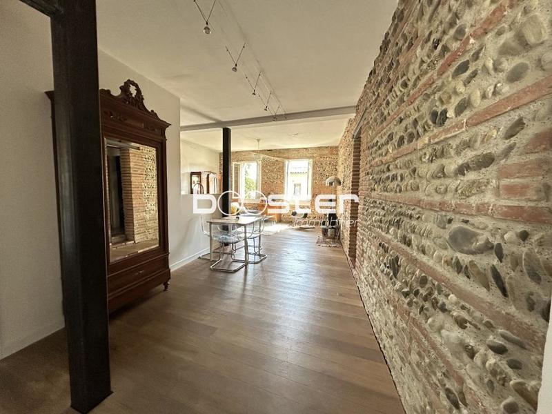 Appartement ancien - 81 m² - 3 pièces