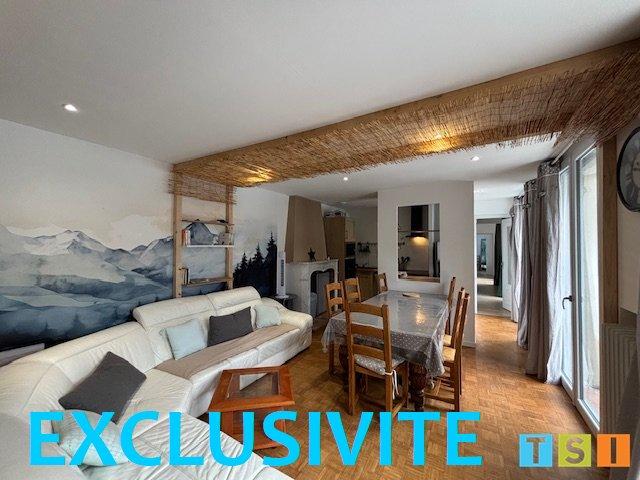 Maison - 160 m² - 9 pièces