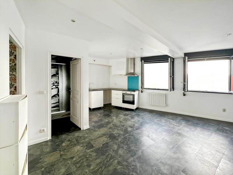 Immeuble - 240 m² - 9 pièces