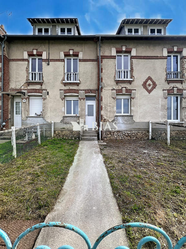 Appartement - 136 m² - 6 pièces