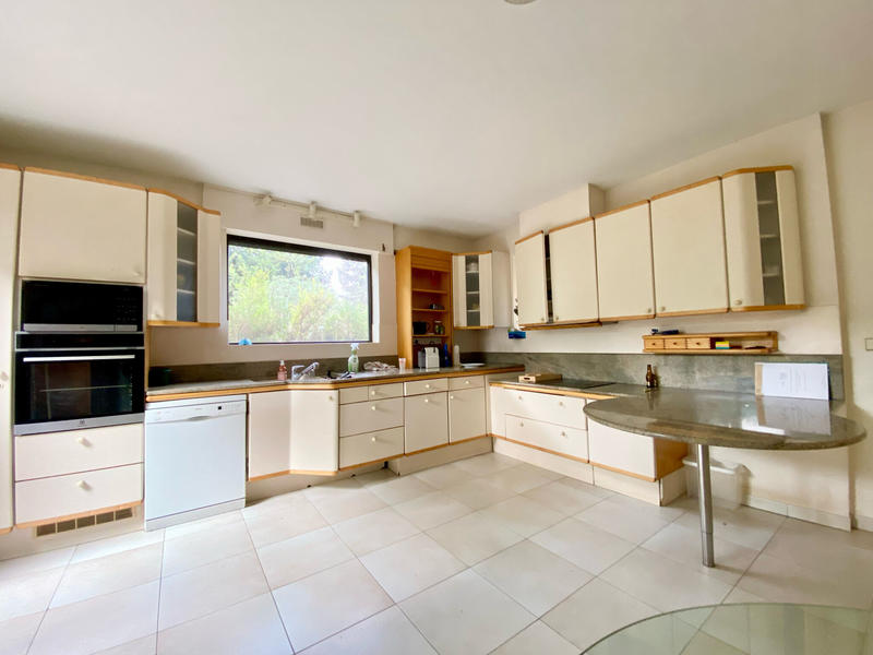 Maison - 298 m² - 7 pièces