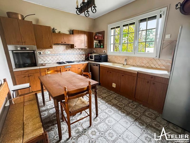 Maison - 185 m² - 7 pièces