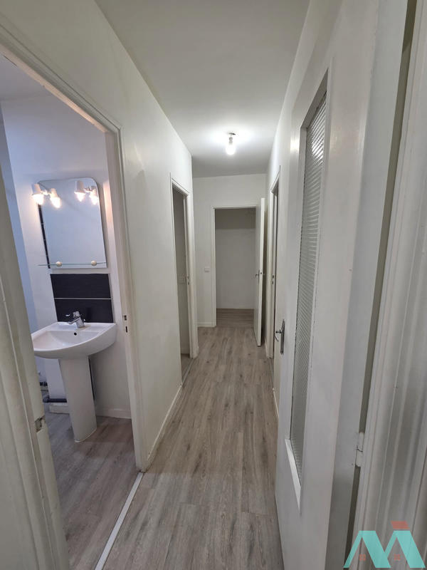 Appartement - 75 m² - 4 pièces