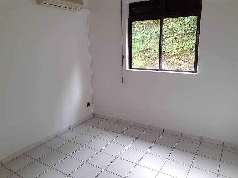 Appartement - 105 m² - 4 pièces