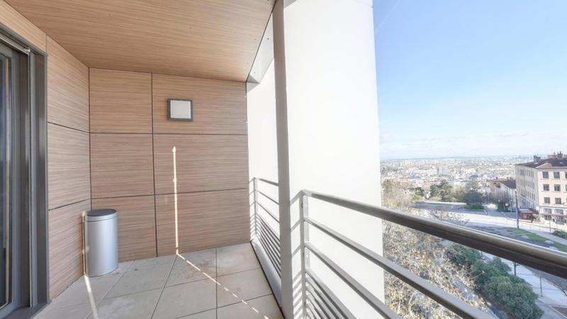 Appartement - 77 m² - 3 pièces