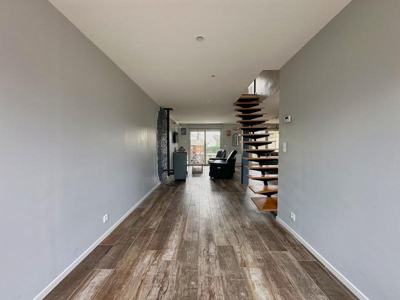 Maison traditionnelle - 91 m² - 4 pièces