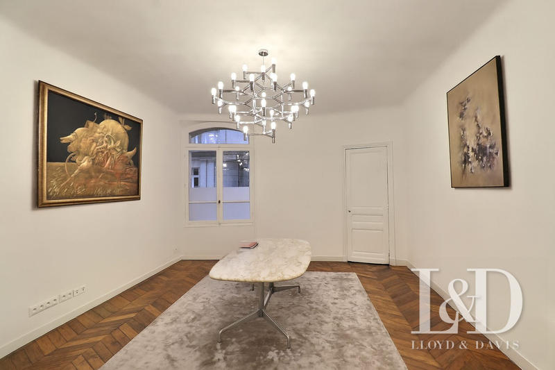 Bureau - 175 m² - 6 pièces