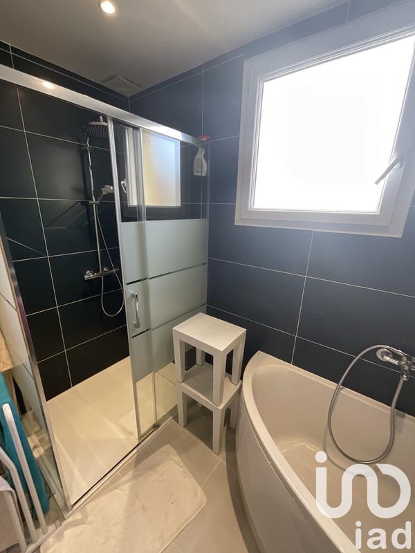 Maison - 137 m² - 8 pièces