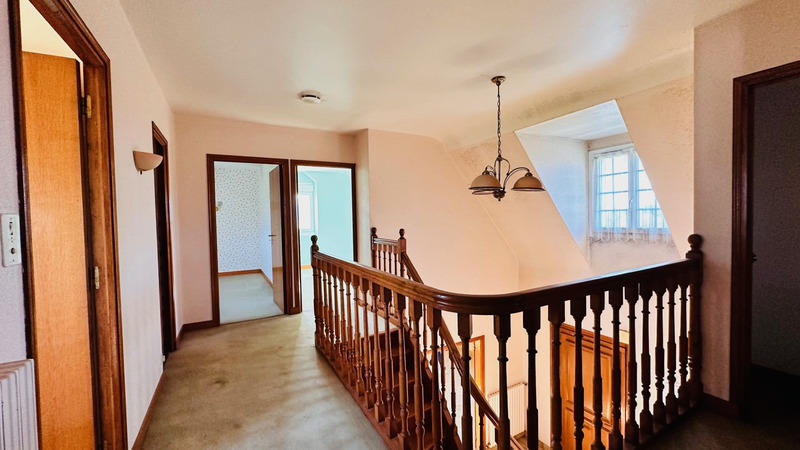 Maison - 170 m² - 7 pièces