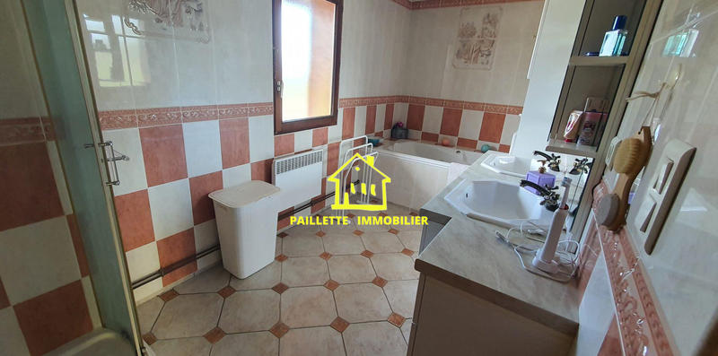 Maison - 140 m² - 3 pièces