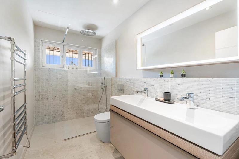 Villa - 157 m² - 6 pièces