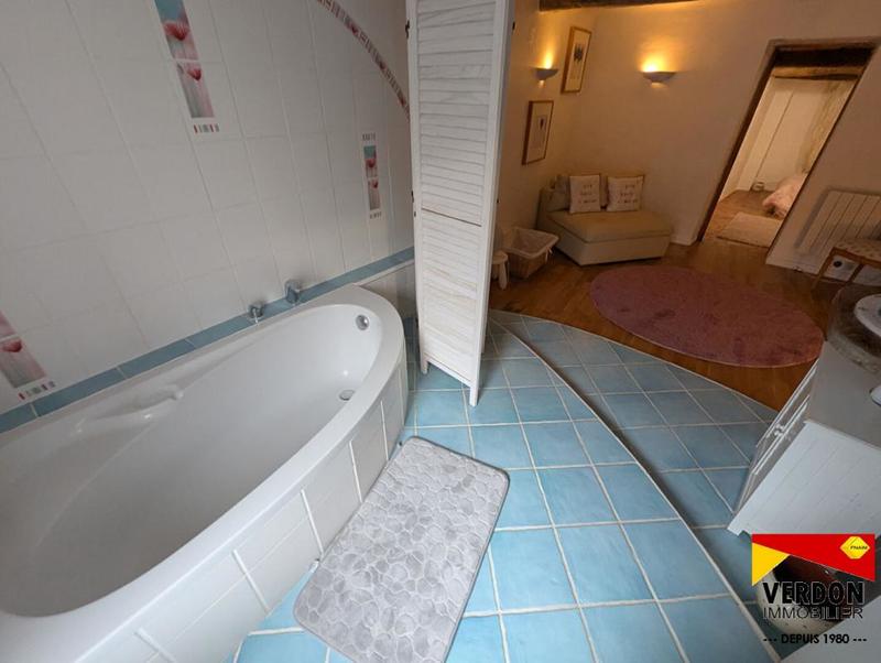 Maison en pierre - 90 m² - 5 pièces