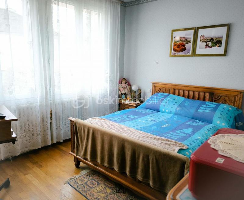 Maison de ville - 82 m² - 5 pièces