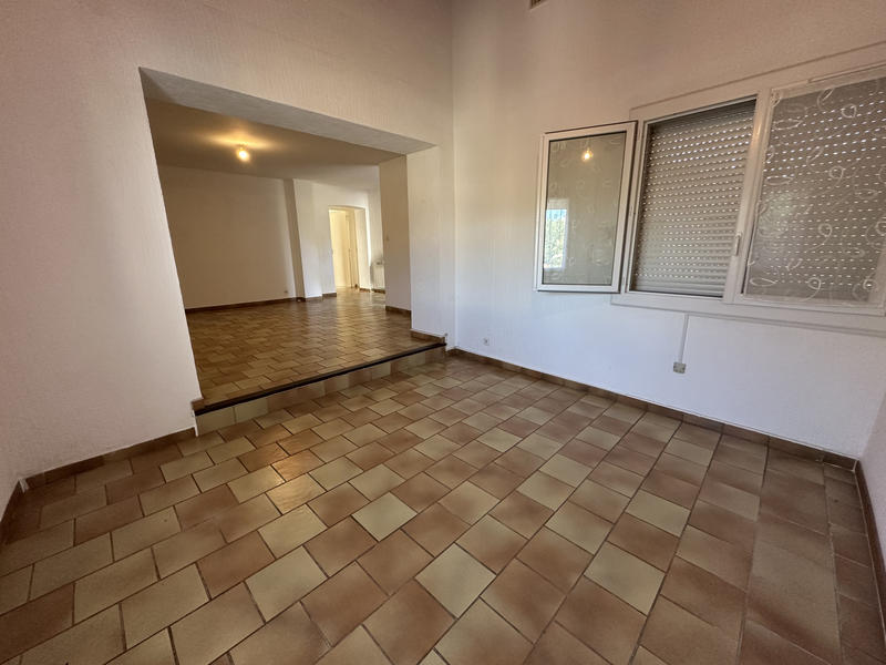 Appartement - 77 m² - 4 pièces