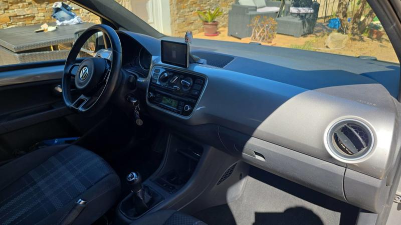 Volkswagen Up! 1.0i 75 Club