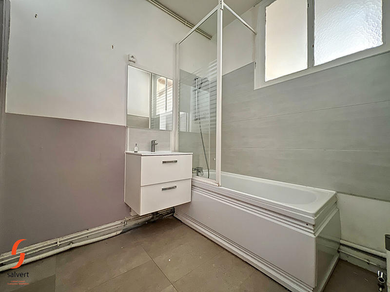 Immeuble - 17 pièces