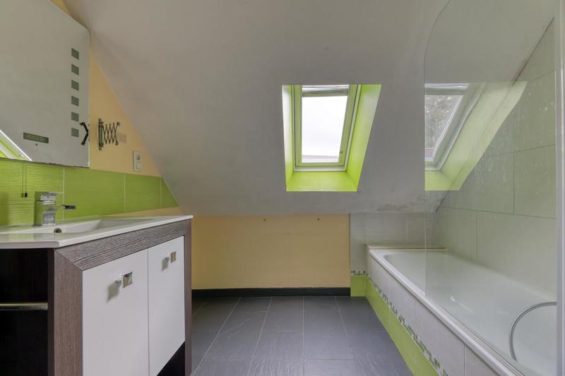 Maison - 135 m² - 1 pièce