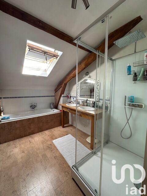 Maison - 433 m² - 16 pièces