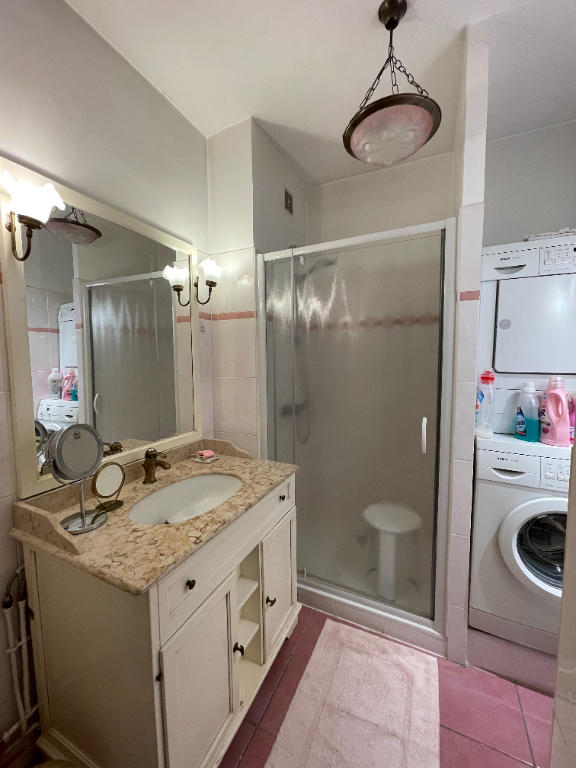 Appartement - 86 m² - 4 pièces