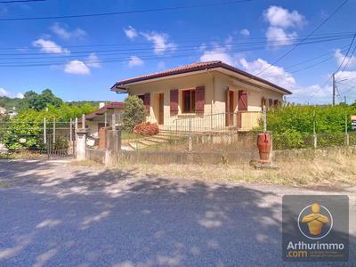 Maison - 91 m² - 5 pièces