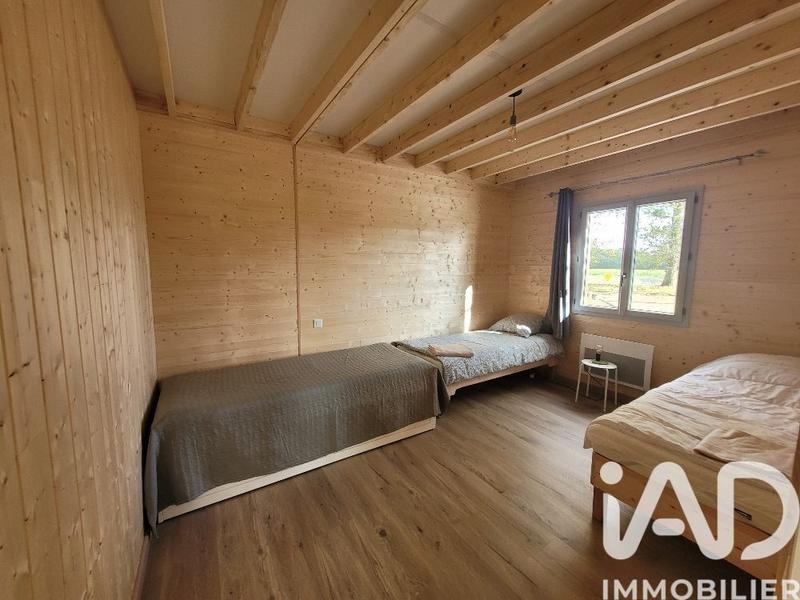 Maison - 561 m² - 35 pièces