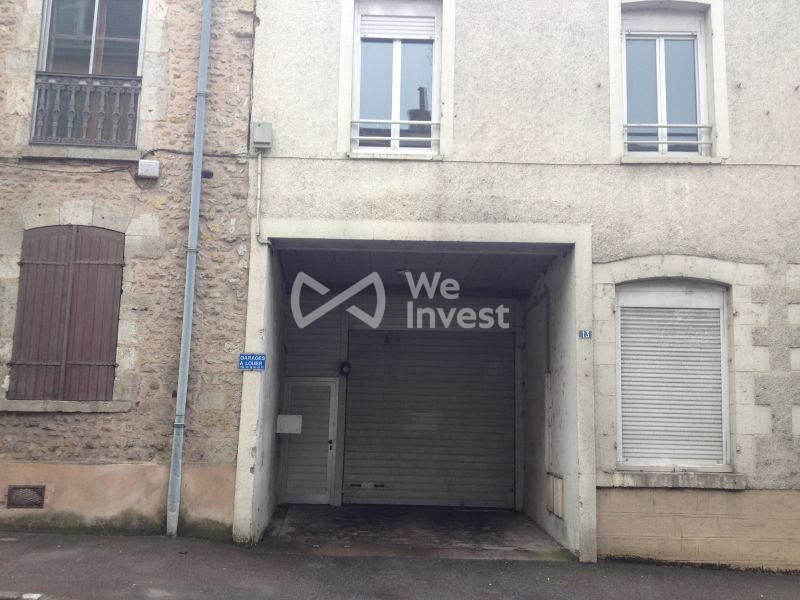 Parking / Garage - 10 m²