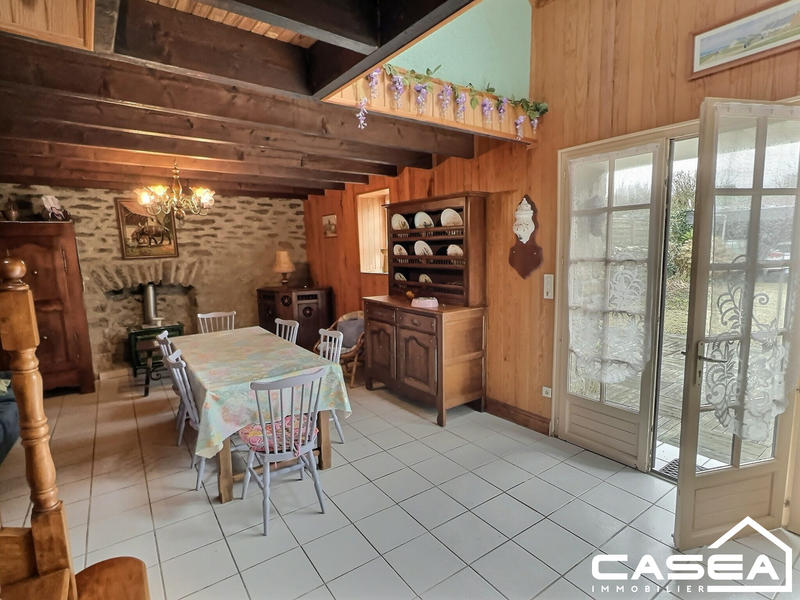 Maison - 175 m² - 7 pièces