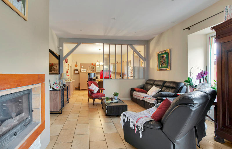 Maison - 158 m² - 8 pièces