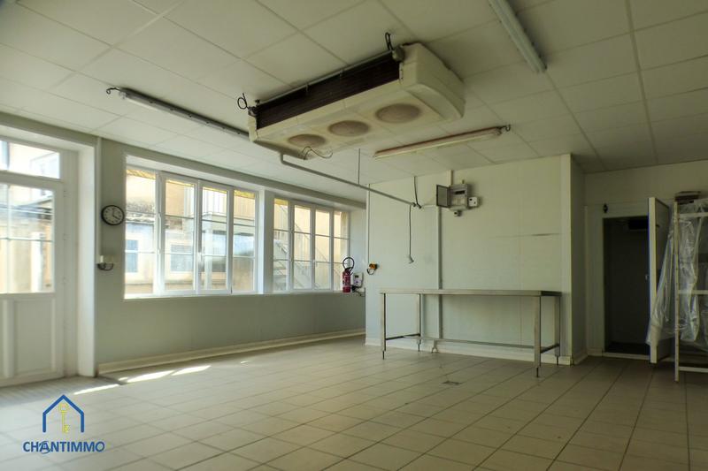 Local commercial - 100 m² - 3 pièces