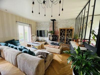 Maison - 160 m² - 5 pièces