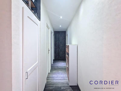 Appartement - 60 m² - 4 pièces