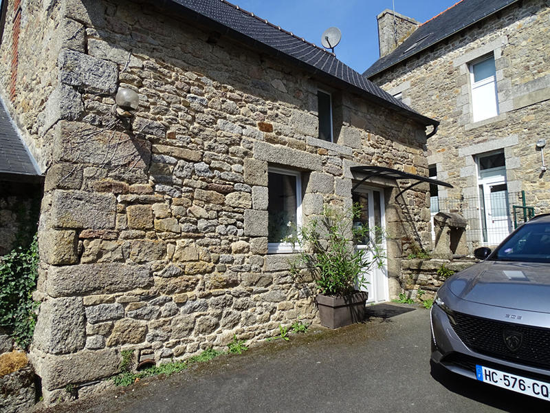 Maison - 339 m² - 17 pièces