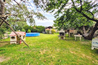 Maison en pierre - 139 m² - 7 pièces