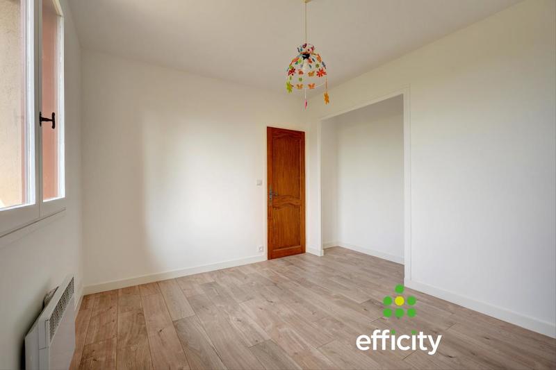 Maison - 166 m² - 7 pièces