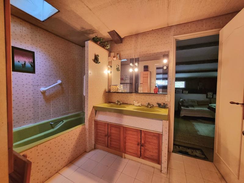 Appartement - 106 m² - 4 pièces