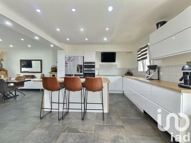 Maison - 142 m² - 5 pièces