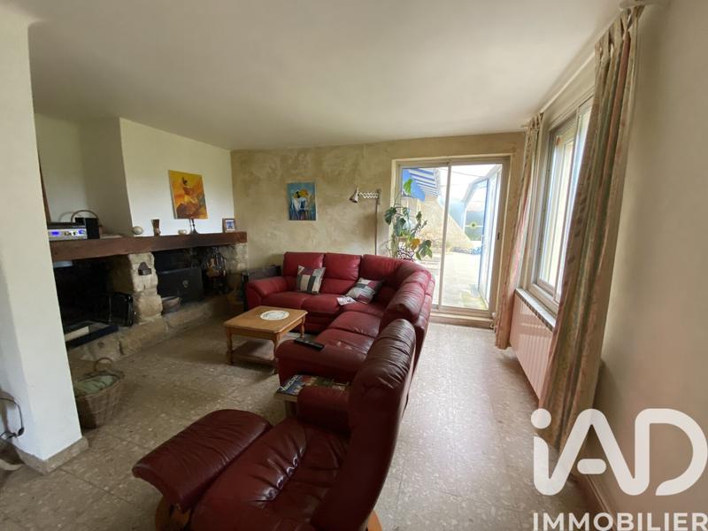 Maison - 212 m² - 9 pièces