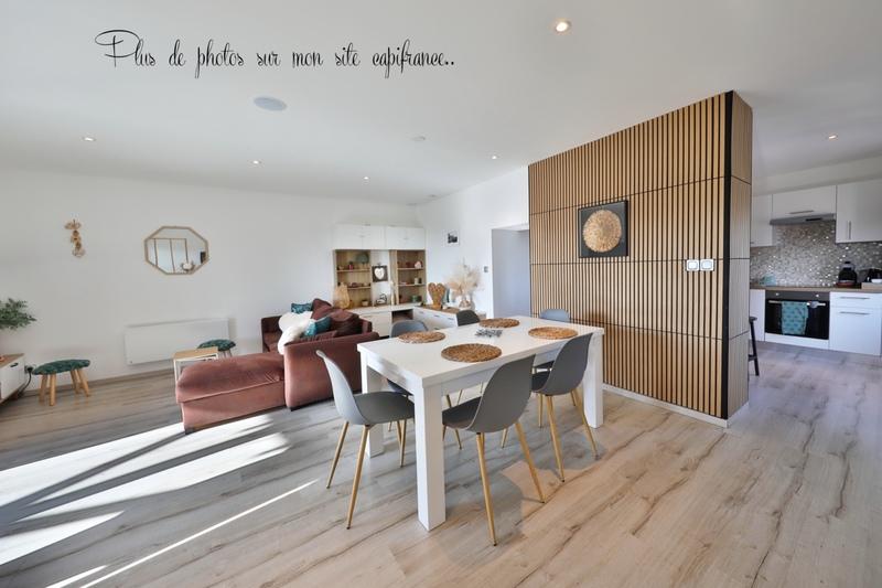 Maison - 394 m² - 9 pièces