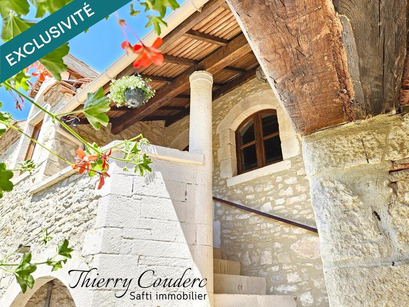 Maison - 190 m² - 7 pièces