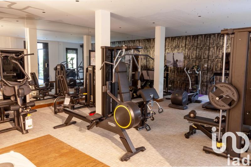 Maison de maîtres - 695 m² - 16 pièces