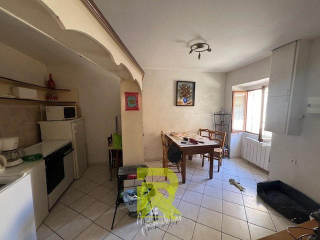 Maison de village - 94 m² - 6 pièces