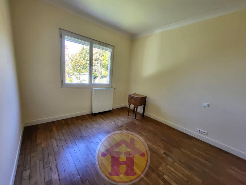 Maison - 99 m² - 5 pièces