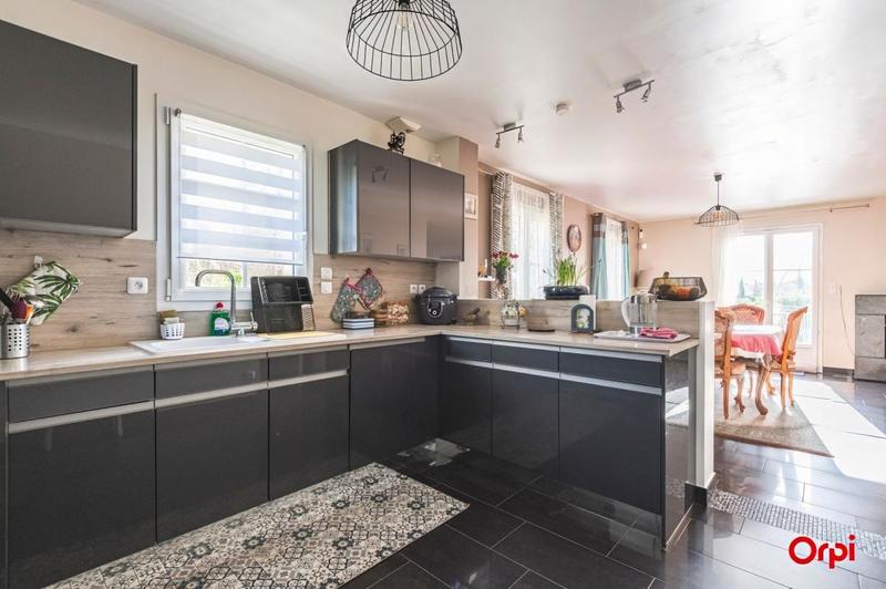 Maison - 135 m² - 5 pièces