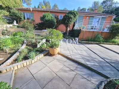 Maison - 103 m² - 5 pièces