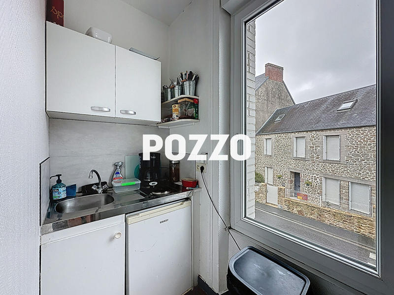 Local commercial - 155 m² - 7 pièces