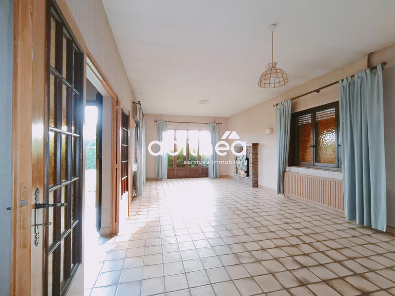 Maison - 180 m² - 7 pièces