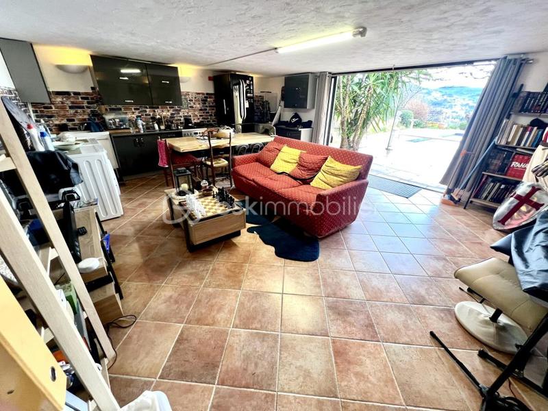 Villa - 165 m² - 6 pièces