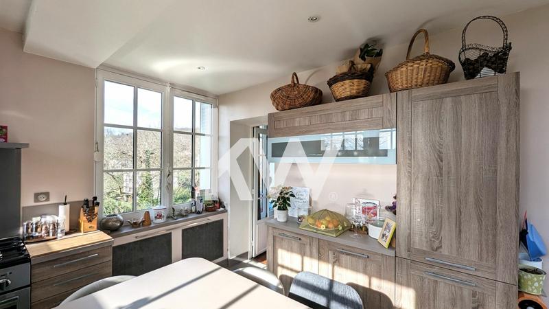 Maison - 172 m² - 7 pièces